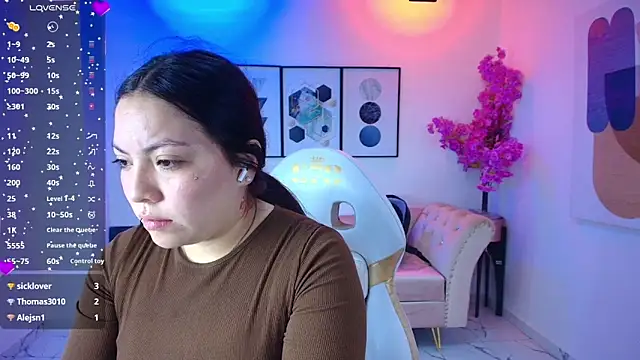 Snapshot of Isa_reel chatting on May 2026 07:44:01 PM Isa reel online show from May 2026 07:44:01 PM