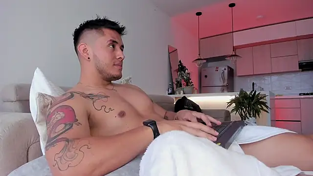 Chriskyle  online show from January 2025 07:15:01 PM