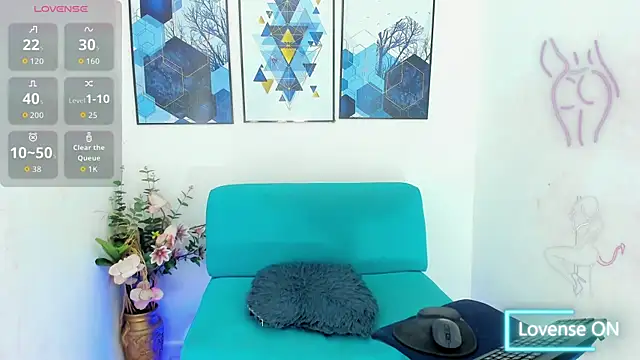 naughty-goddessts online show from January 2026 12:18:01 PM