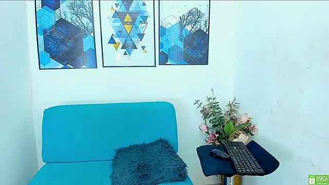 naughty-goddessts online show from February 2026 07:34:02 AM