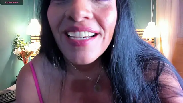 Luisa Sweet2 online show from October 2025 02:26:01 PM