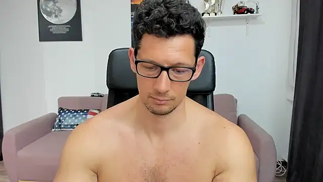 BrutusK08 online show from March 2025 02:01:02 PM