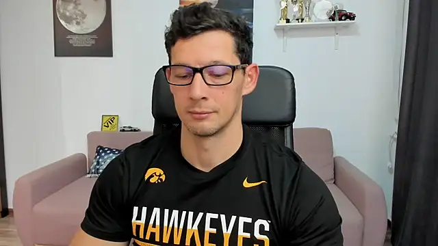 BrutusK08 online show from November 2025 07:14:02 AM