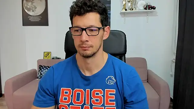 BrutusK08 online show from November 2025 08:03:02 AM