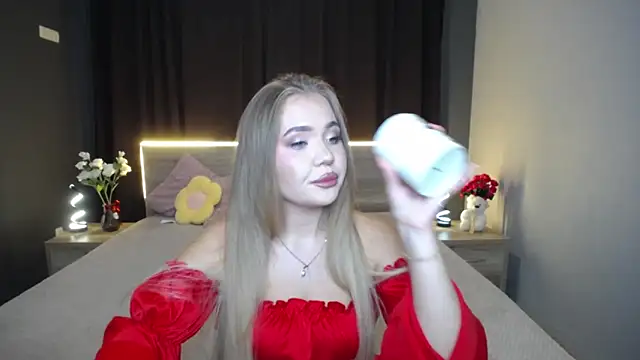 Snapshot of StacyYellig chatting on September 2025 07:58:02 PM StacyYellig online show from September 2025 07:58:02 PM