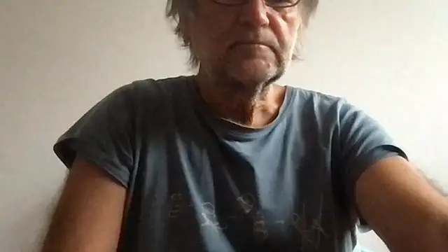 artXhibitor online show from October 2025 06:47:01 AM