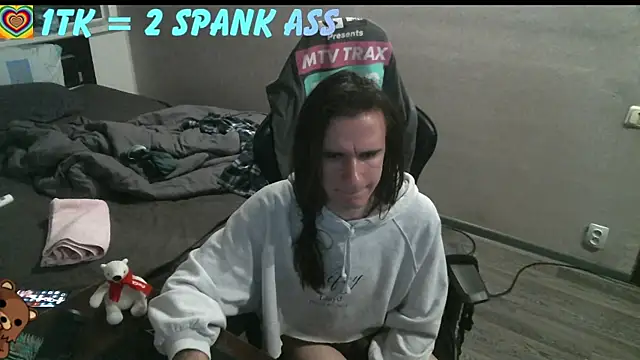 izilizi 23 online show from November 2025 06:41:01 PM