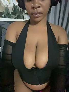 YellowHoneyDip online show from January 2025 03:06:01 PM