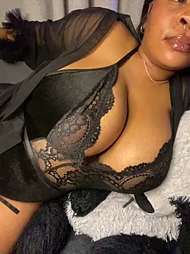 YellowHoneyDip online show from February 2026 06:57:02 PM