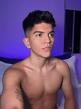 santiago 01 online show from January 2025 03:41:02 AM