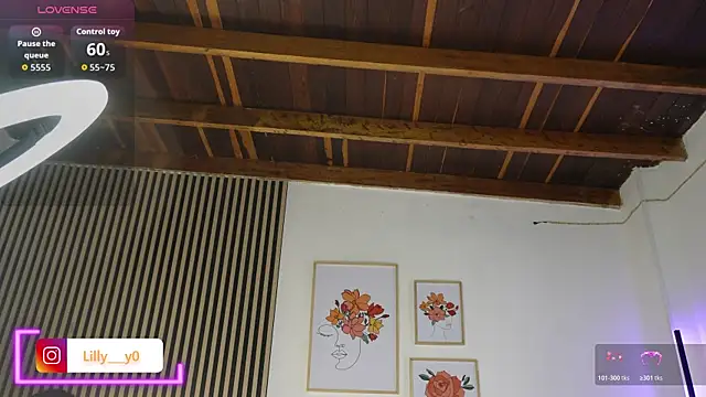 LillyDolls23 online show from November 2025 12:45:02 PM