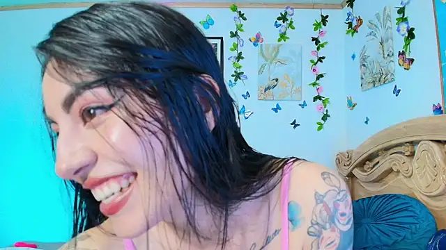 Snapshot of Teresa_Moon_ chatting on October 2025 08:19:02 PM Teresa Moon  online show from October 2025 08:19:02 PM