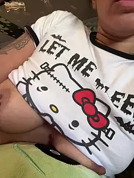 Snapshot of Nadiasexy chatting on February 2026 01:19:02 PM Nadiasexy online show from February 2026 01:19:02 PM