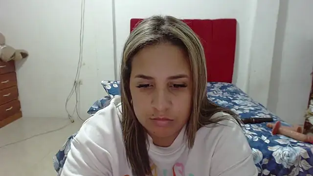 Snapshot of KathyHardcore69 chatting on December 2024 06:56:01 AM KathyHardcore69 online show from December 2024 06:56:01 AM