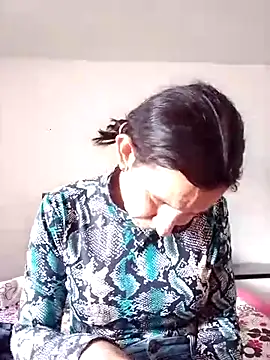 Snapshot of Cameron_puppy chatting on October 2025 07:48:02 PM Cameron puppy online show from October 2025 07:48:02 PM