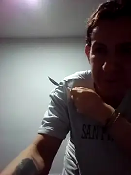 Snapshot of Cameron_puppy chatting on November 2025 04:40:01 PM Cameron puppy online show from November 2025 04:40:01 PM