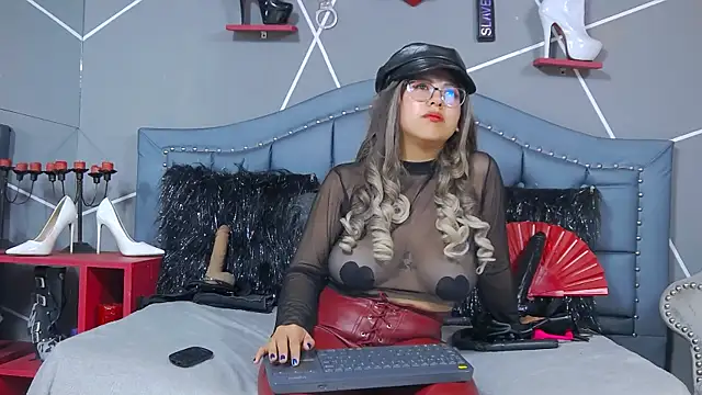 Evangeline online show from February 2025 06:14:01 AM