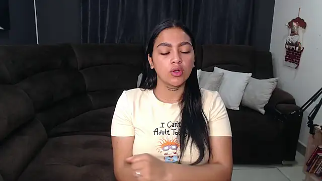 fairylatin222 online show from December 2025 11:28:01 AM