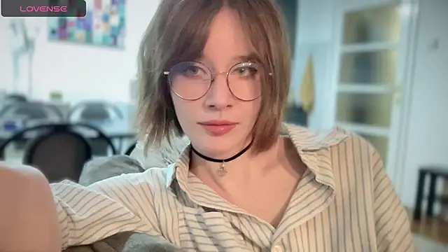 ms christiana online show from November 2025 07:36:03 PM