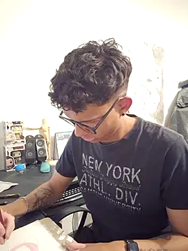 xrobXstax online show from October 2025 10:52:02 PM