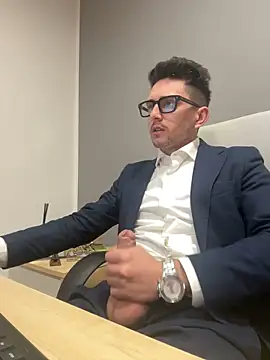 Snapshot of masterboss_ chatting on January 2025 01:11:01 PM masterboss online show from January 2025 01:11:01 PM