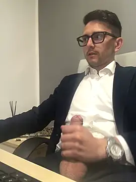 Snapshot of masterboss_ chatting on May 2026 12:35:02 PM masterboss online show from May 2026 12:35:02 PM
