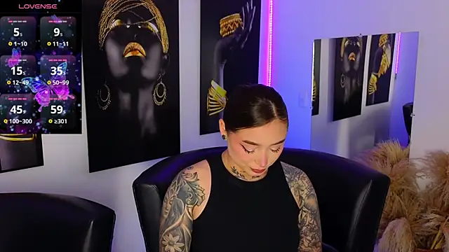  brenna hanson online show from February 2025 07:06:02 PM