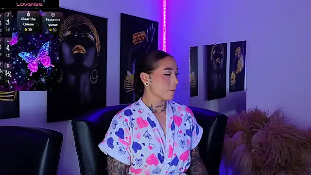  brenna hanson online show from September 2025 07:03:02 PM