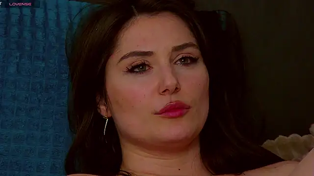 Snapshot of KassieWeins chatting on February 2025 02:14:01 AM KassieWeins online show from February 2025 02:14:01 AM
