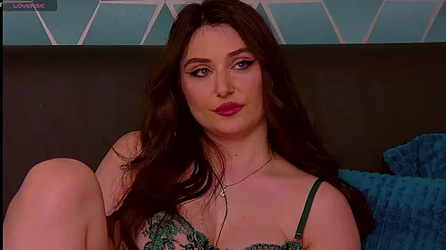 Snapshot of KassieWeins chatting on March 2025 11:11:02 PM KassieWeins online show from March 2025 11:11:02 PM