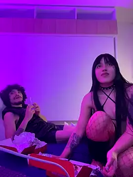 aangie  uwu online show from December 2024 03:04:01 AM