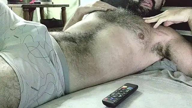 Snapshot of machoathome chatting on March 2025 03:21:02 AM machoathome online show from March 2025 03:21:02 AM