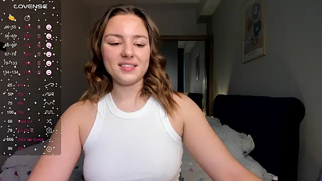 Snapshot of ThreeshaWhite chatting on February 2025 06:15:02 AM ThreeshaWhite online show from February 2025 06:15:02 AM