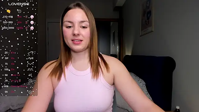 ThreeshaWhite online show from February 2025 04:31:01 PM