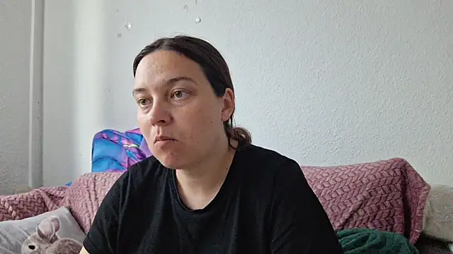 Snapshot of Cyndee_Winter chatting on June 2026 04:45:02 PM Cyndee Winter online show from June 2026 04:45:02 PM