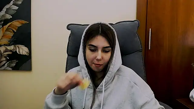 Snapshot of Lili_magic chatting on February 2025 03:29:01 PM Lili magic online show from February 2025 03:29:01 PM