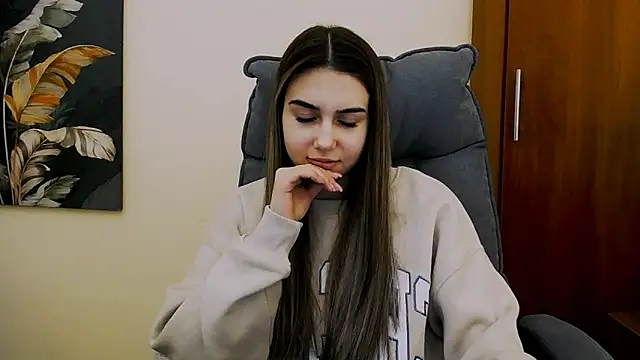Snapshot of Lili_magic chatting on February 2025 04:48:02 PM Lili magic online show from February 2025 04:48:02 PM