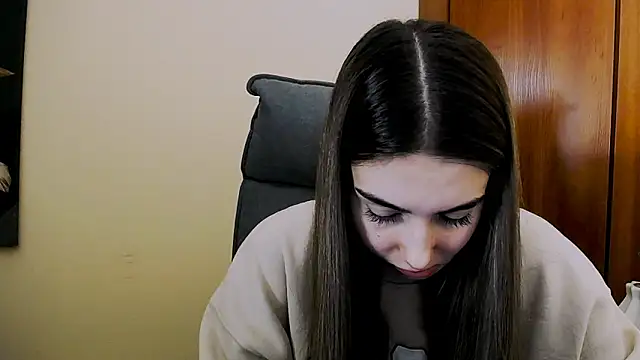 Snapshot of Lili_magic chatting on March 2025 01:30:01 PM Lili magic online show from March 2025 01:30:01 PM