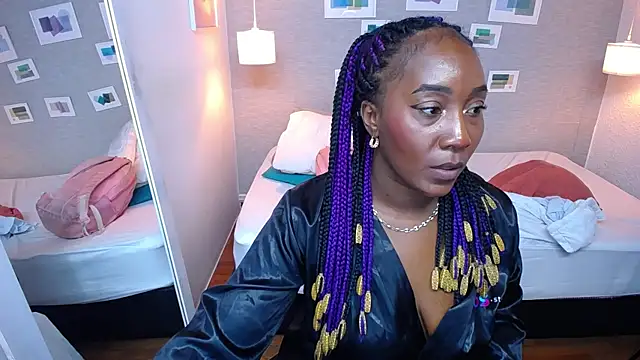 Snapshot of kiara_evanss chatting on January 2025 08:33:01 PM kiara evanss online show from January 2025 08:33:01 PM
