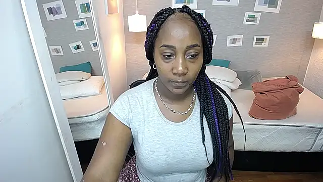 Snapshot of kiara_evanss chatting on January 2025 07:39:01 PM kiara evanss online show from January 2025 07:39:01 PM