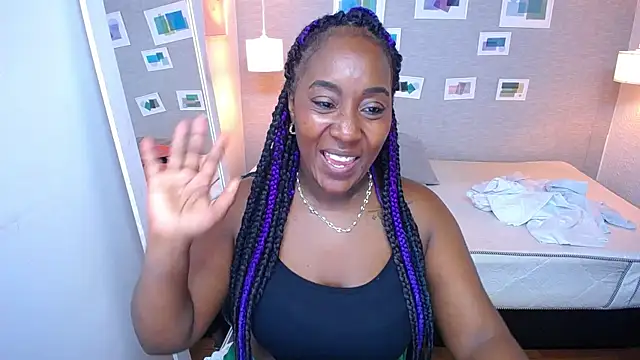 Snapshot of kiara_evanss chatting on February 2025 08:20:02 PM kiara evanss online show from February 2025 08:20:02 PM