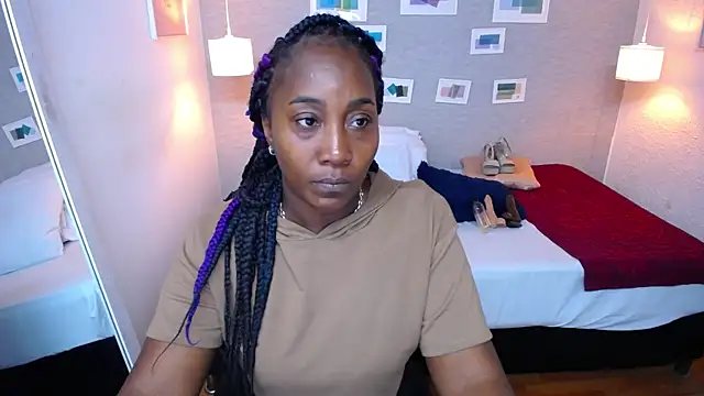 Snapshot of kiara_evanss chatting on March 2025 08:32:02 PM kiara evanss online show from March 2025 08:32:02 PM
