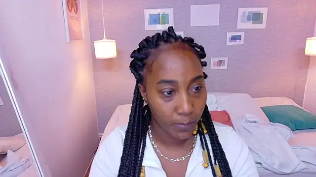 Snapshot of kiara_evanss chatting on September 2025 03:10:02 AM kiara evanss online show from September 2025 03:10:02 AM