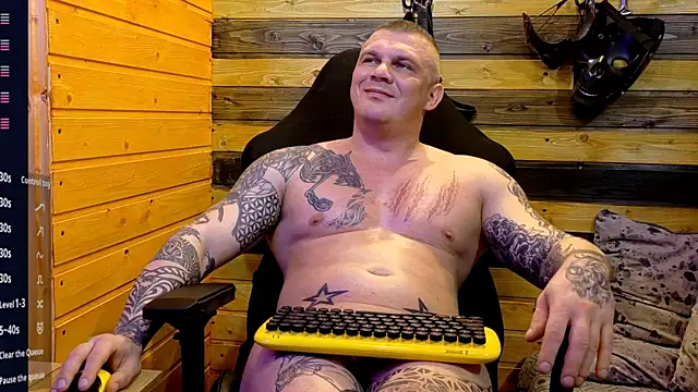 MrrKray online show from February 2026 10:47:02 PM