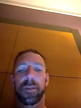 Treemandude online show from November 2025 11:21:02 PM