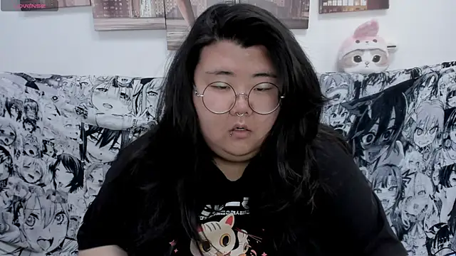 Nadine asian online show from November 2025 01:27:01 AM