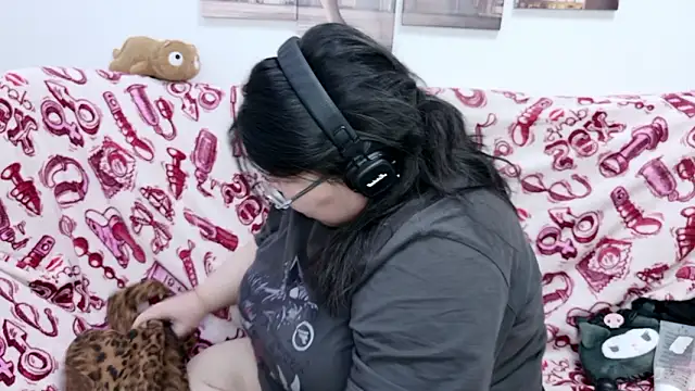 Nadine asian online show from February 2026 04:00:01 AM