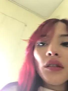 Snapshot of lady_scarlettt chatting on December 2024 12:43:02 AM lady scarlettt online show from December 2024 12:43:02 AM