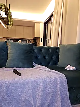 Laurahorney xo online show from February 2025 09:52:02 PM