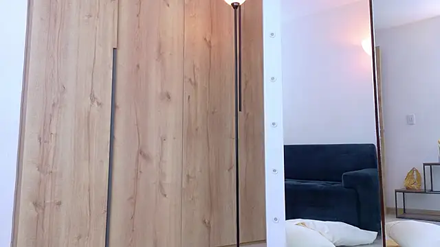 Sofhia cruz online show from September 2025 07:49:01 PM